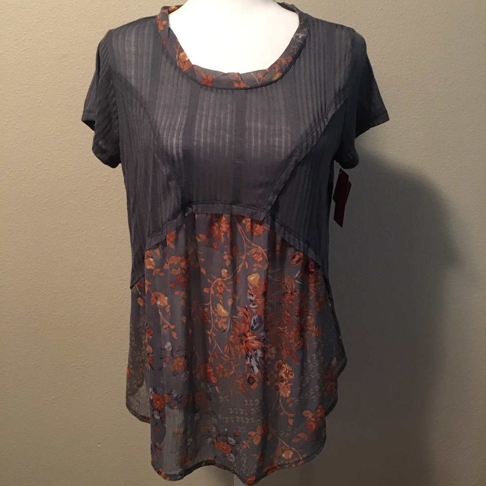 Xhilaration | Floral Blouse